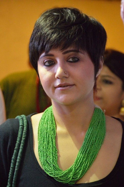 1280px-Swastika_Mukherjee_-_Kolkata_2015-10-10_5831.jpeg