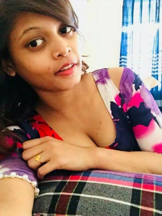 Cute & Hot Pune Teen (10).jpg