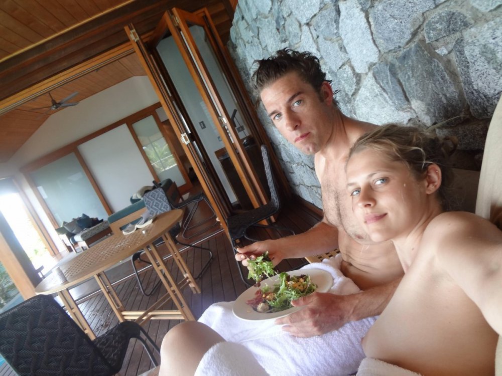 1599502469_65-TeresaPalmer.thumb.jpg.9a8a6addb3572b1d5f1caa1a50571bb4.jpg