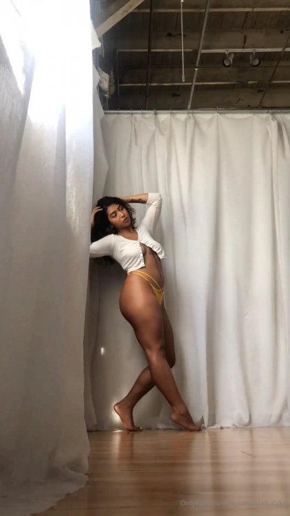 IMG2.jpg