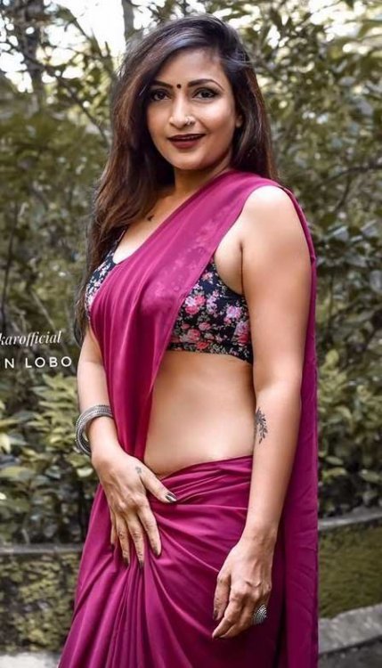Indian-Fashion-Blogger-Roma-Varadkar-Picture.jpg