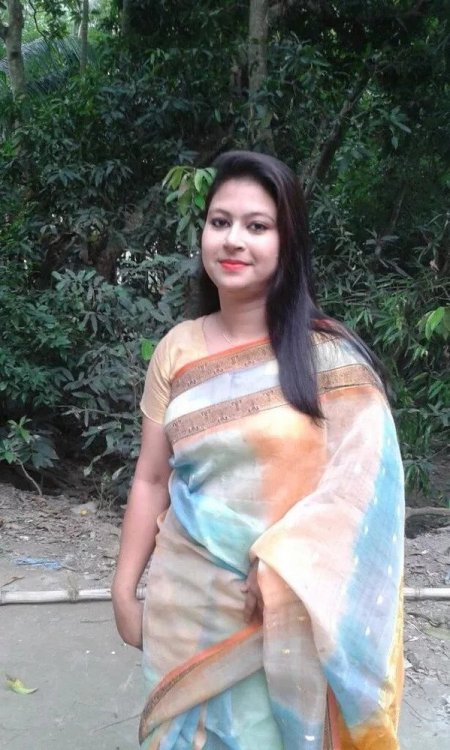 Amature Desi Muslim Girl  (2).jpg