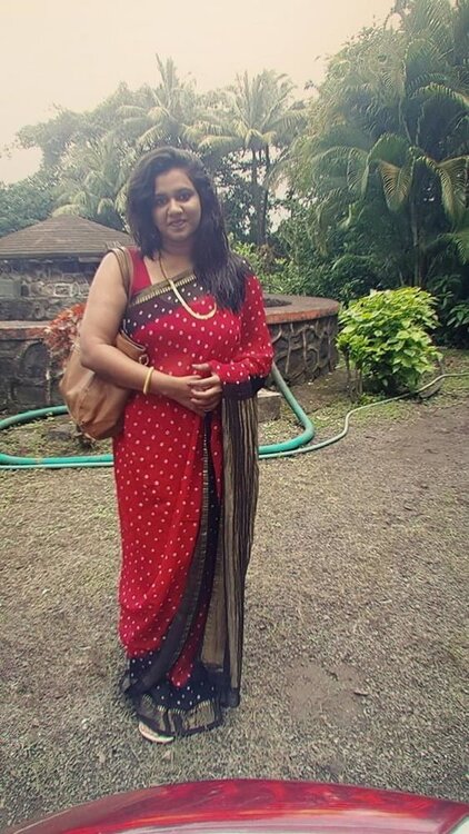 Dirty Pooja Aunty Asshole & Bikini Show 160 pics (30).jpg
