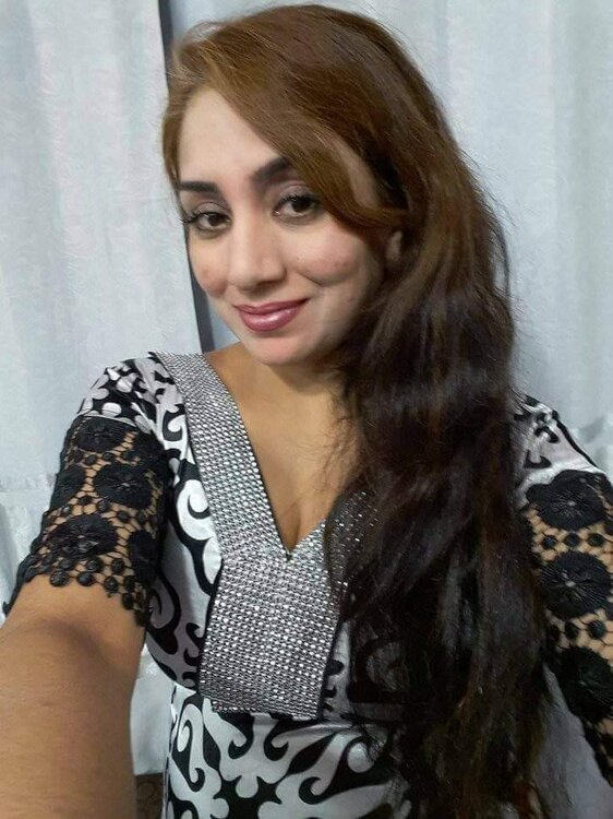 54_pakigrl.jpg